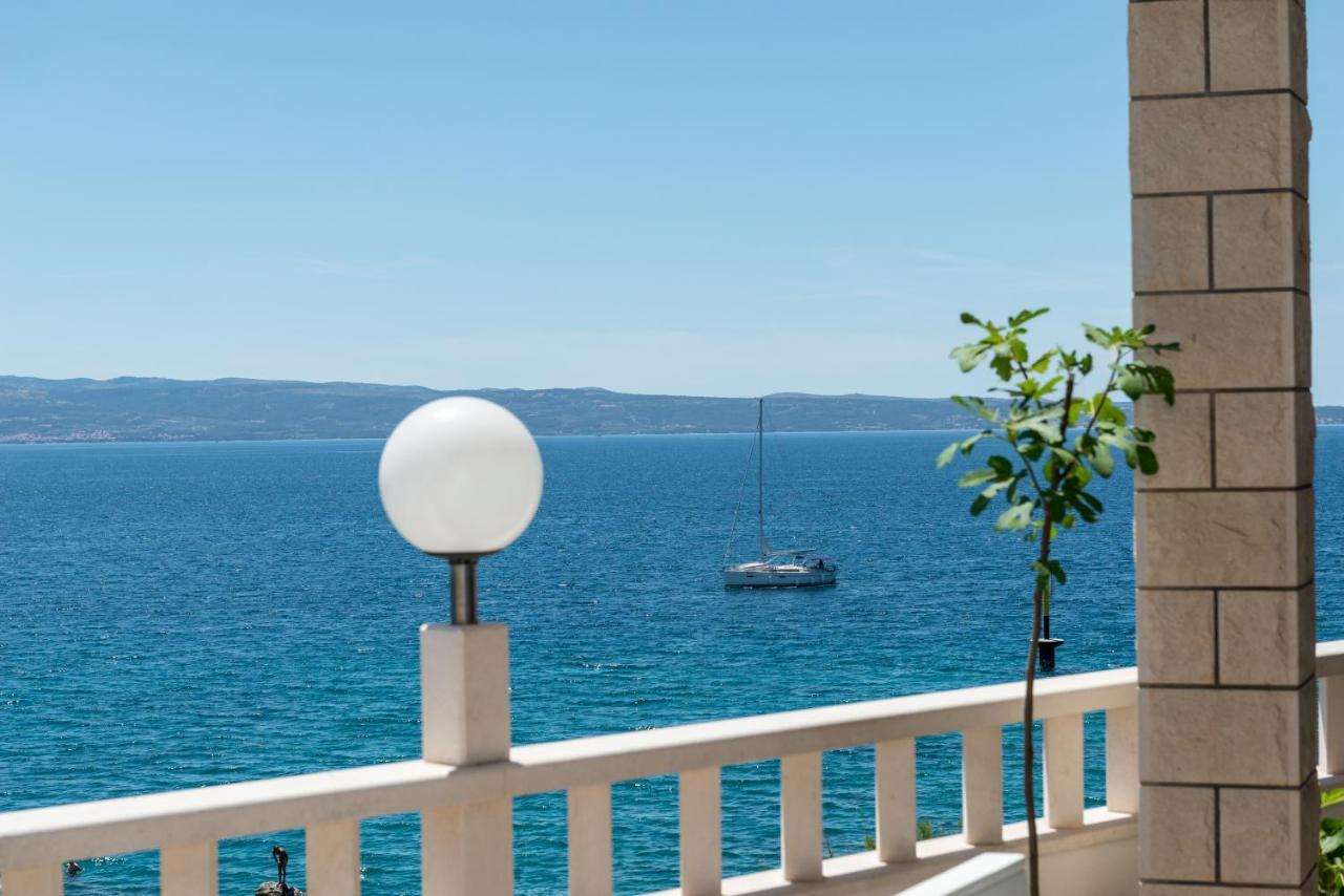 Beachfront Apartments Сплит Экстерьер фото